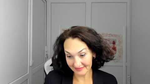 Christina online show from July 2026 10:39:01 AM