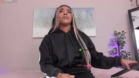 Briana online show from October 2025 01:55:02 PM