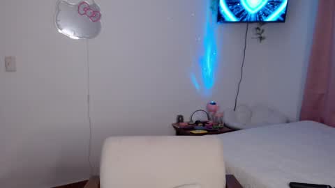 peacherry_ online show from December 2024 04:06:01 AM