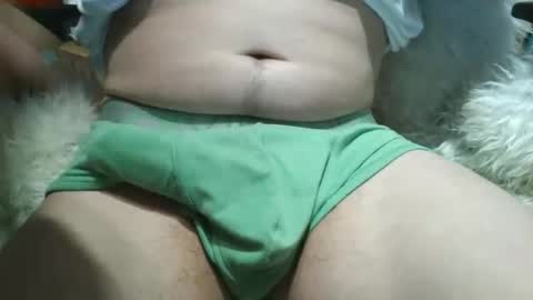 Snapshot of peacheshubby chatting on May 2026 01:56:01 AM hard4u online show from May 2026 01:56:01 AM