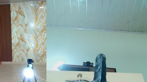 Snapshot of peachy__baby chatting on June 2026 11:08:02 AM peachy__baby online show from June 2026 11:08:02 AM