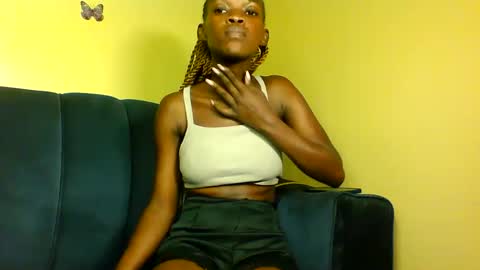 peachie online show from September 2025 04:58:02 AM