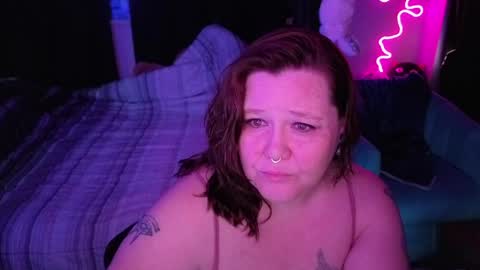 Peachy Nessa online show from May 2026 08:25:02 PM