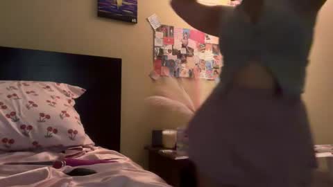 peachyplease online show from March 2026 10:12:02 AM