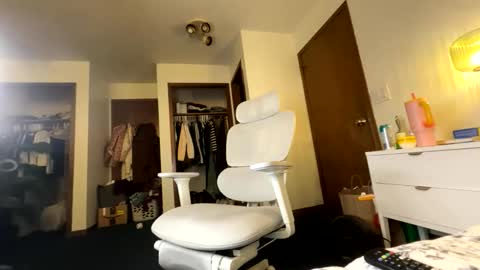 PeachyObsession online show from January 2026 11:21:01 PM