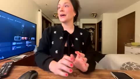 PeachyObsession online show from February 2026 02:59:02 AM