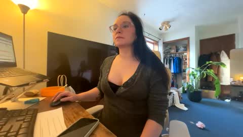 PeachyObsession online show from February 2026 09:32:01 PM