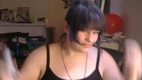 Snapshot of peakobunny chatting on December 2025 08:26:01 PM peakobunny online show from December 2025 08:26:01 PM