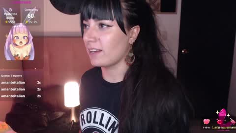 Snapshot of pearl_3 chatting on December 2024 11:16:02 PM Pearl online show from December 2024 11:16:02 PM