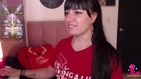 Snapshot of pearl_3 chatting on December 2024 06:17:02 PM Pearl online show from December 2024 06:17:02 PM