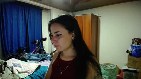 Snapshot of pearl_3 chatting on December 2024 04:15:02 AM Pearl online show from December 2024 04:15:02 AM