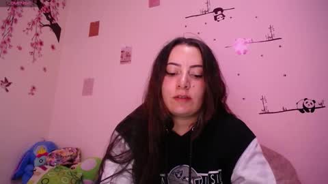 Snapshot of pearl_3 chatting on October 2025 04:13:01 AM Pearl online show from October 2025 04:13:01 AM