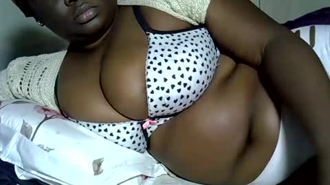 Keci online show from November 2025 01:22:01 PM