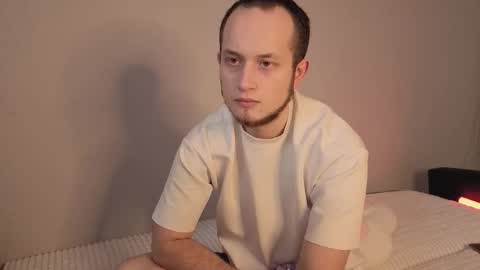 Rina and Max online show from March 2026 09:05:01 AM