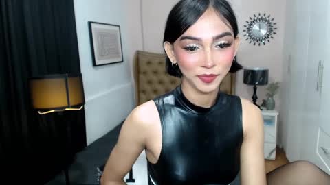 Pearl online show from March 2025 10:50:02 PM