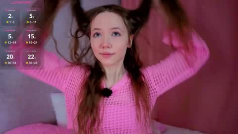 pearly_peach_ online show from May 2026 06:27:01 PM