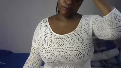 Snapshot of peekyshams chatting on April 2026 06:40:01 AM peekyshams online show from April 2026 06:40:01 AM