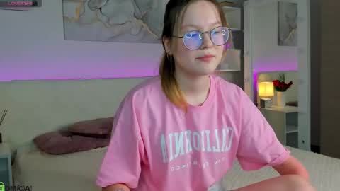 Snapshot of peggyhunt chatting on February 2026 10:22:02 AM Peggy online show from February 2026 10:22:02 AM