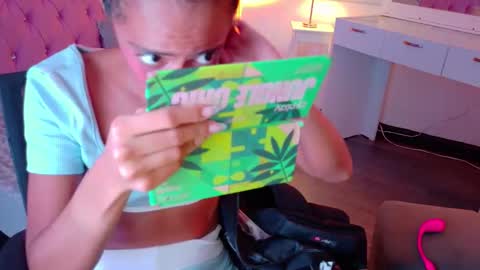 peneelopeecute online show from June 2026 01:49:01 AM