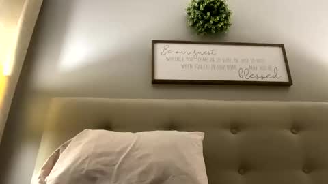 CoolBreeze online show from February 2026 12:36:02 AM