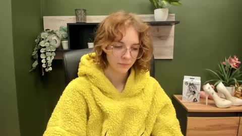 Penny online show from October 2025 06:25:02 AM