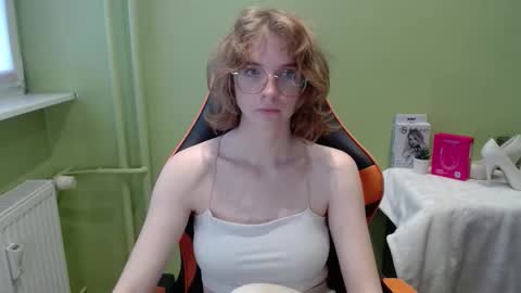 Penny online show from November 2025 07:46:02 AM