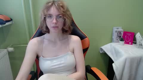 Penny online show from November 2025 07:40:01 AM