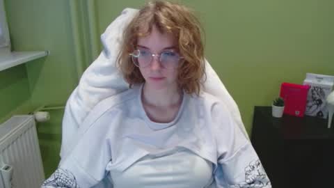 Penny online show from December 2025 07:50:02 AM