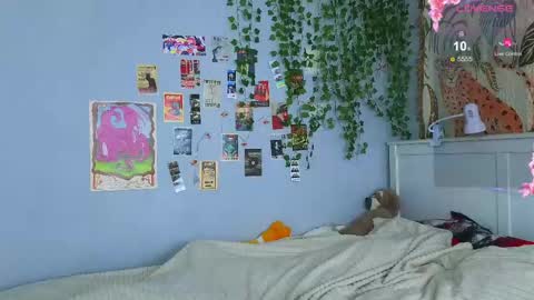 Penny staar online show from May 2026 06:42:01 AM