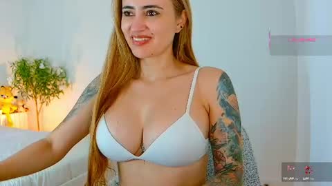 Hi Im Penelope  better vibrations  1111 online show from July 2026 10:45:01 AM