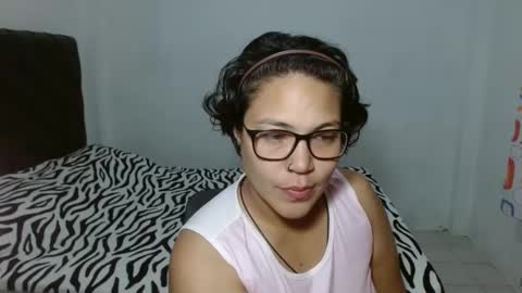 Snapshot of pepitt45 chatting on January 2025 01:27:01 PM Megan online show from January 2025 01:27:01 PM