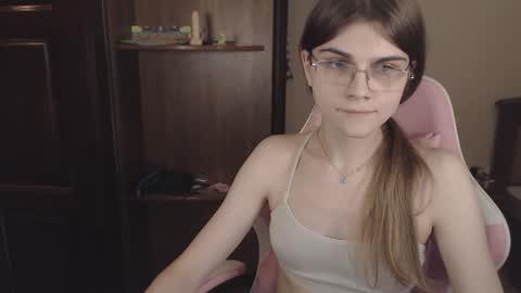 Farida online show from December 2024 12:30:02 AM