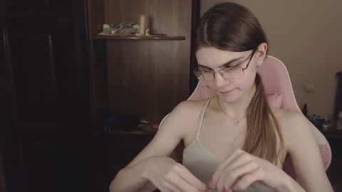 Farida online show from December 2024 02:38:02 AM