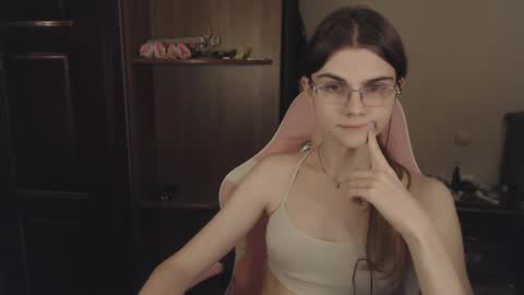 Farida online show from February 2025 01:52:01 AM