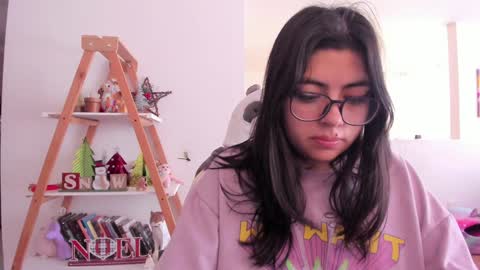 Sarah Ana Banana online show from December 2024 01:08:02 PM