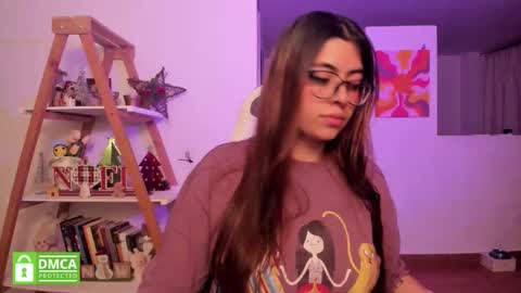 Sarah Ana Banana online show from December 2025 11:54:01 PM