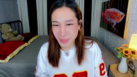 Chloe online show from October 2025 12:40:02 AM