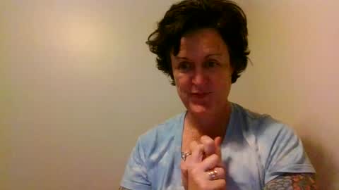 Perinne50 online show from February 2025 05:13:02 AM