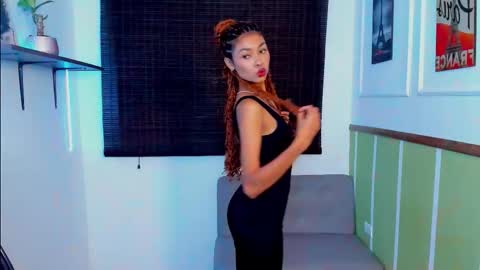 Perla online show from November 2025 08:52:02 PM