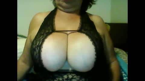 perlita070822 online show from December 2024 05:12:02 AM