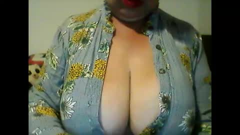 perlita070822 online show from December 2024 04:49:02 AM