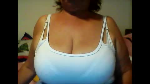 perlita070822 online show from January 2025 06:58:02 AM