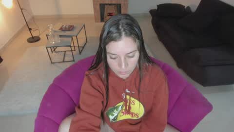 Marie online show from January 2025 11:35:01 PM