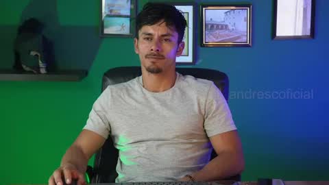 andres    online show from October 2025 07:49:01 PM