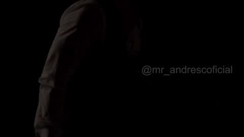 andres    online show from December 2025 03:18:02 PM