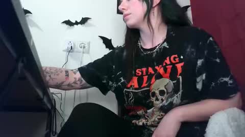 Persephone online show from February 2026 01:32:02 PM