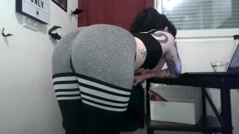 Persephone online show from April 2026 12:07:02 PM