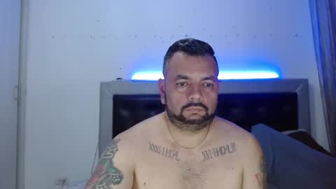 Carlos online show from March 2026 01:51:01 AM