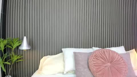 Lizza online show from November 2025 11:56:01 AM