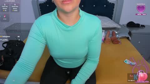 Kimberly online show from December 2024 10:42:02 AM